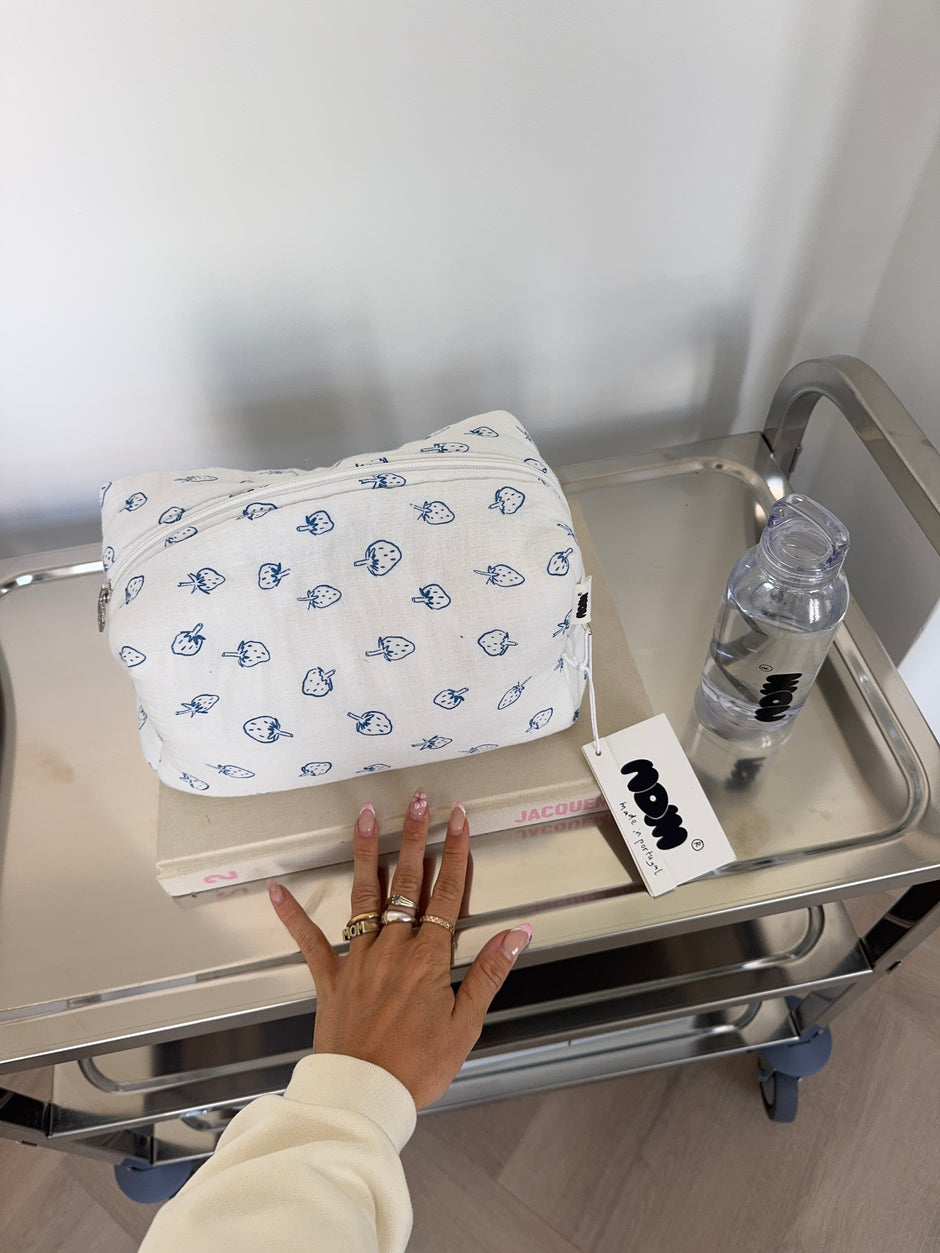 maxi cosmetic bag berries