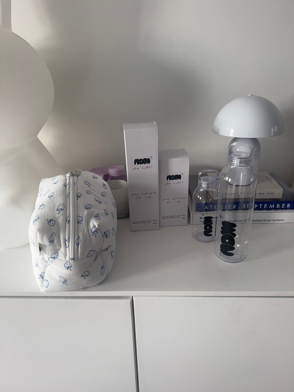 maxi cosmetic bag berries