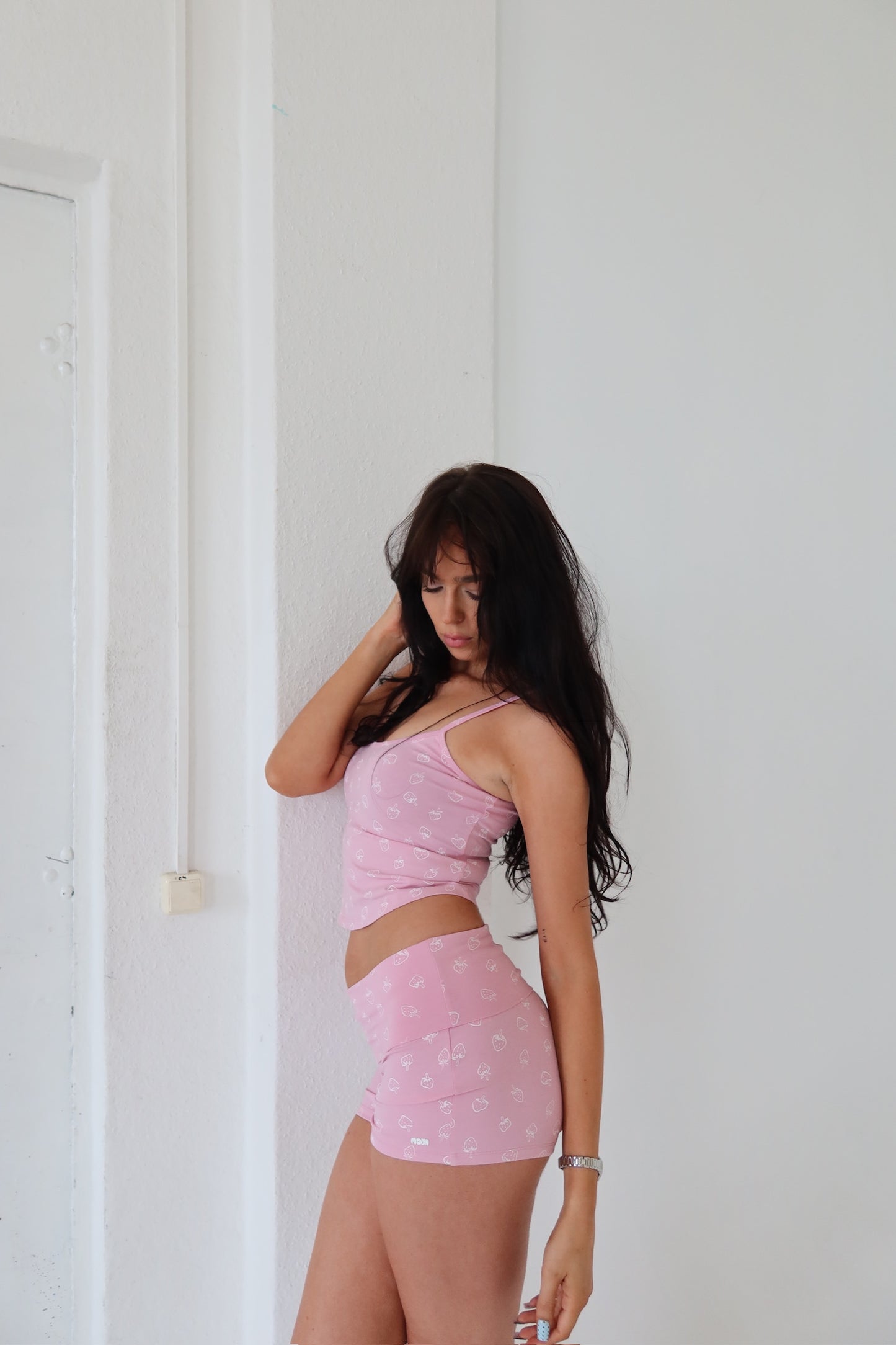 Tara - M