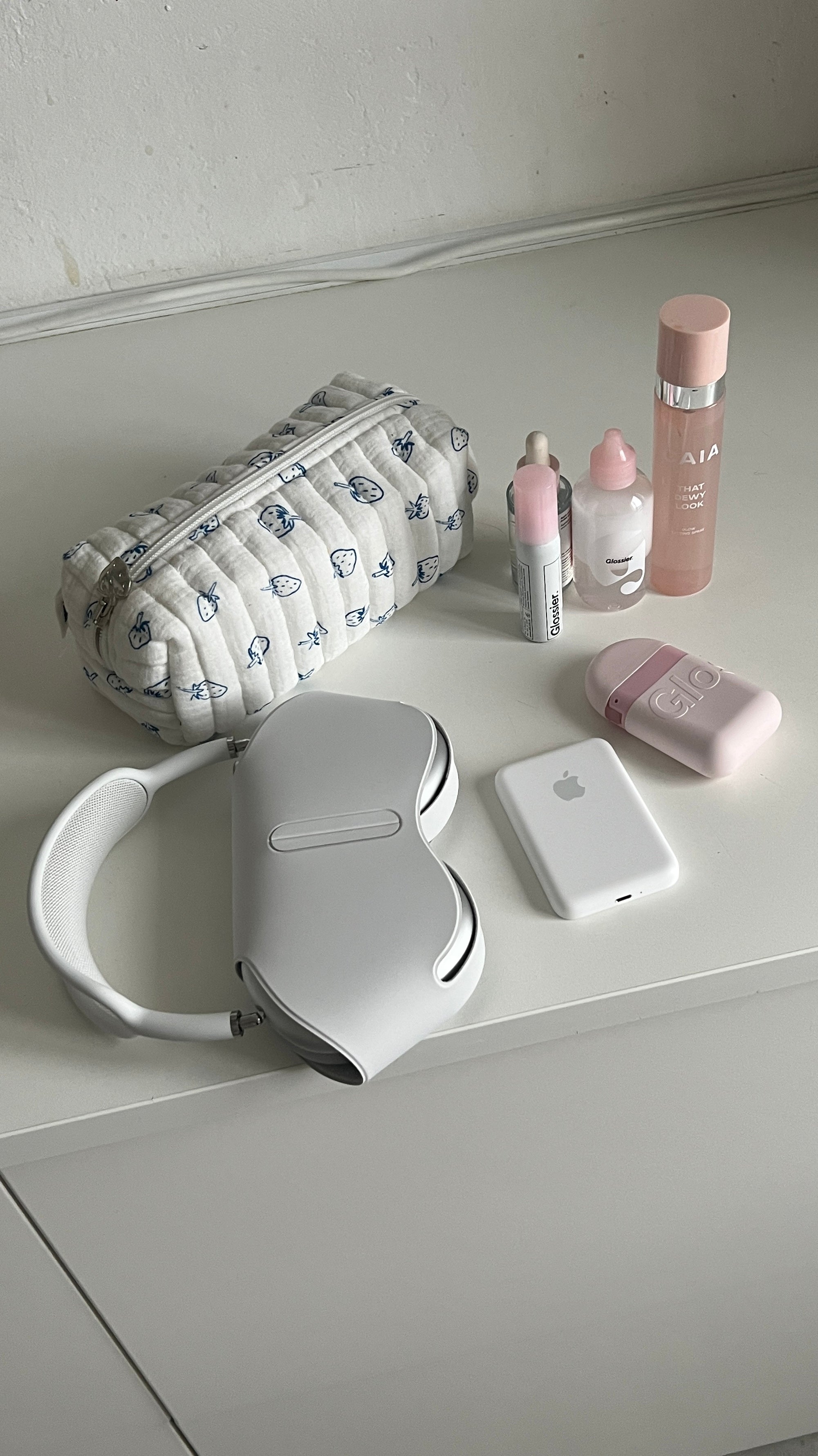 Berries Cosmetic Bag Stylish Eco-Friendly Organizer – Nom