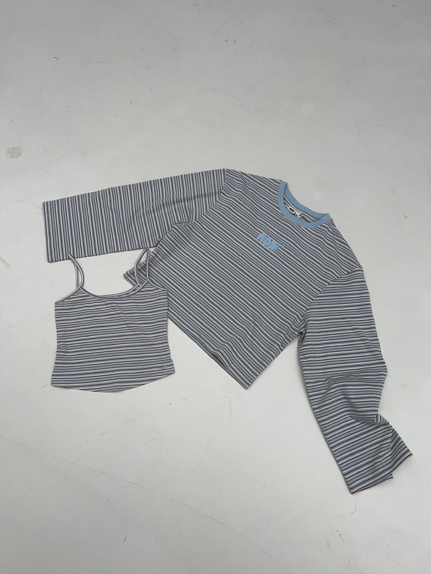 blue cream set