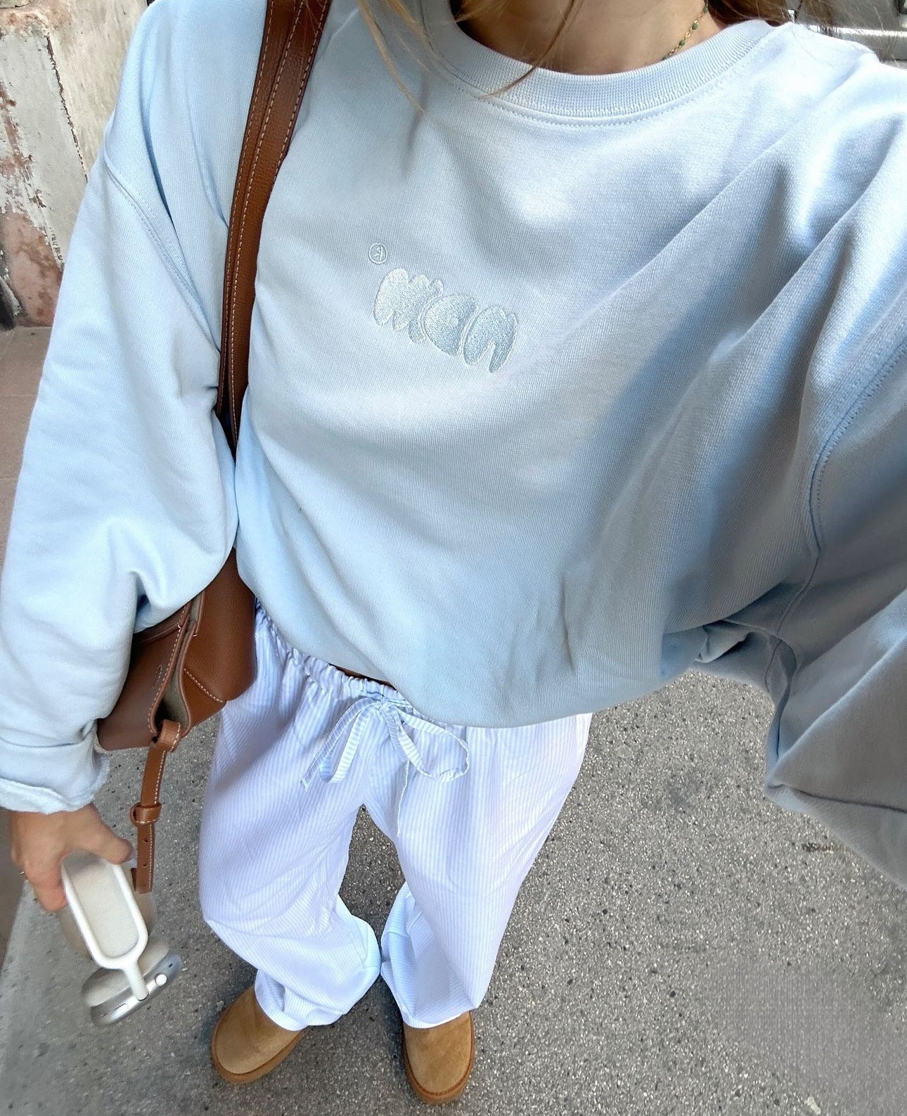 sweater baby blue