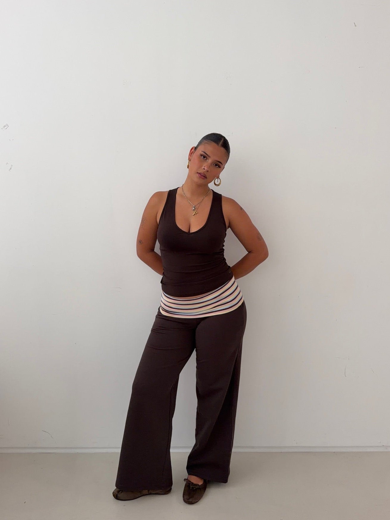 deep v neck tank cocoa