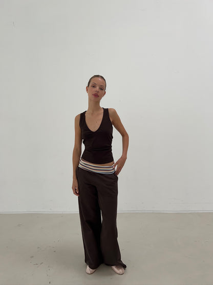 deep v neck tank cocoa