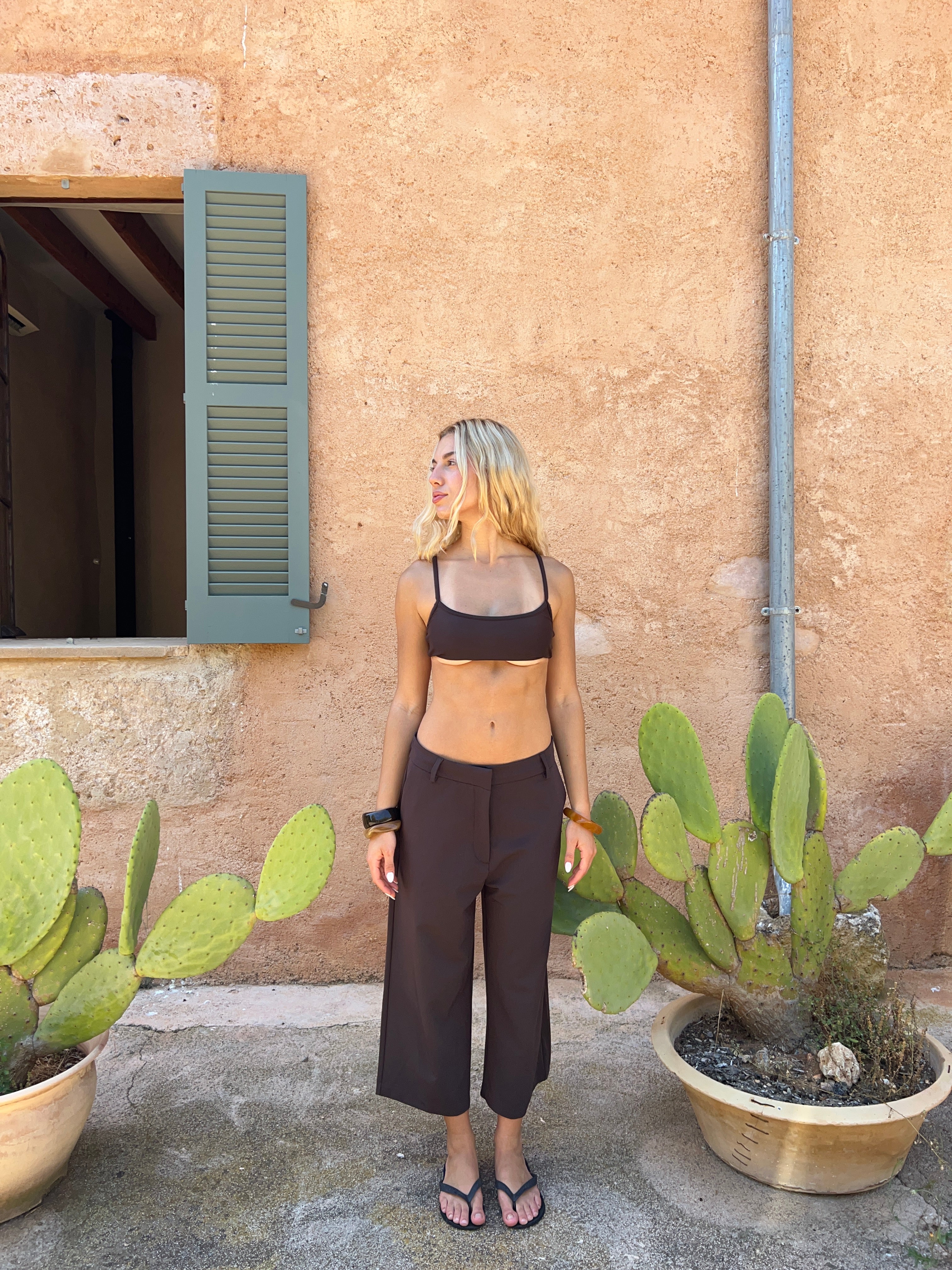 Capri Suit Pants Brown | Relaxed Tailoring | Nom Originals