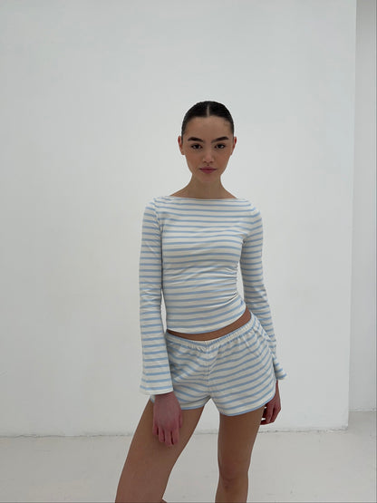 cream blue stripes set