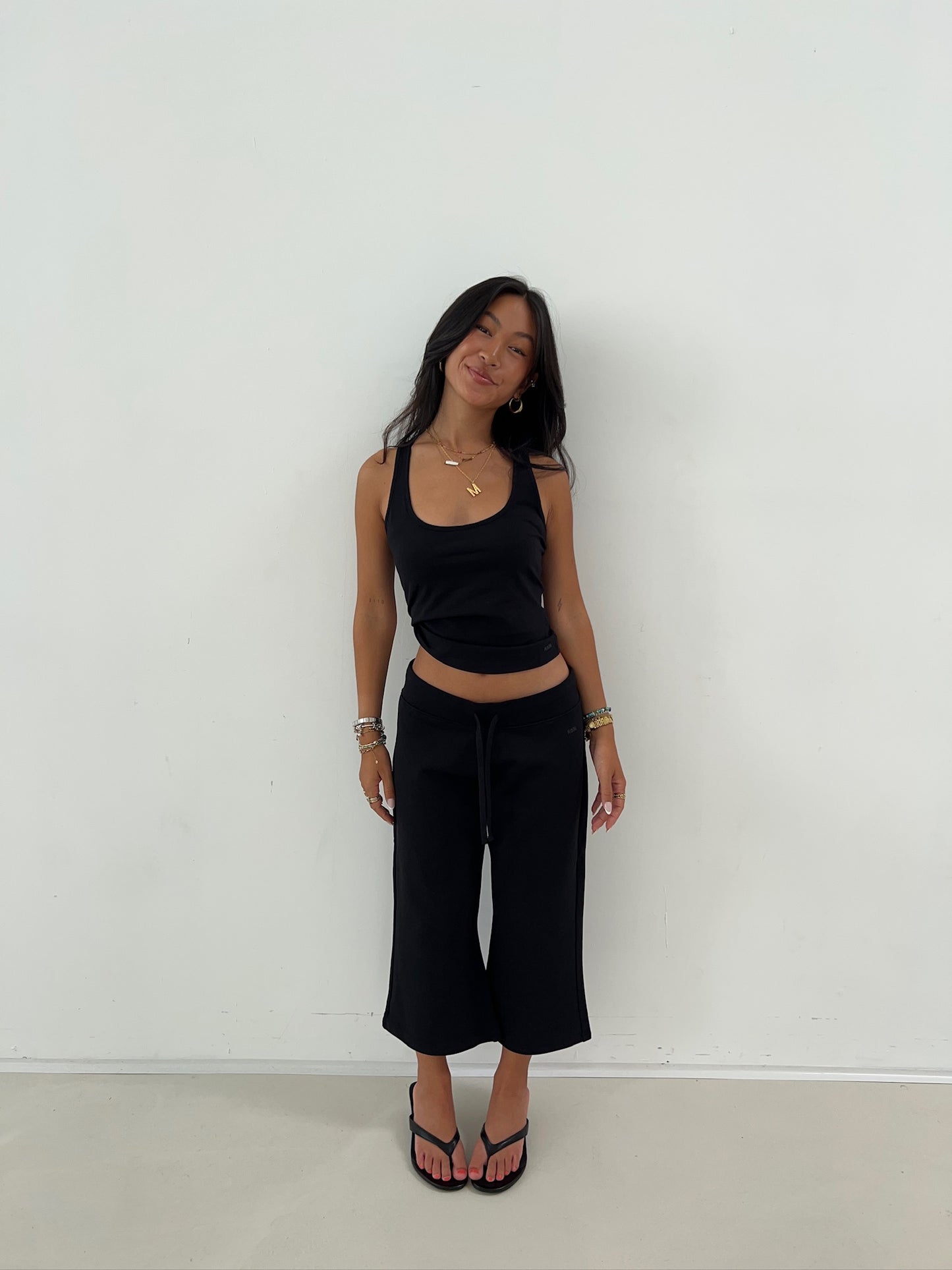 capri sweatpants black