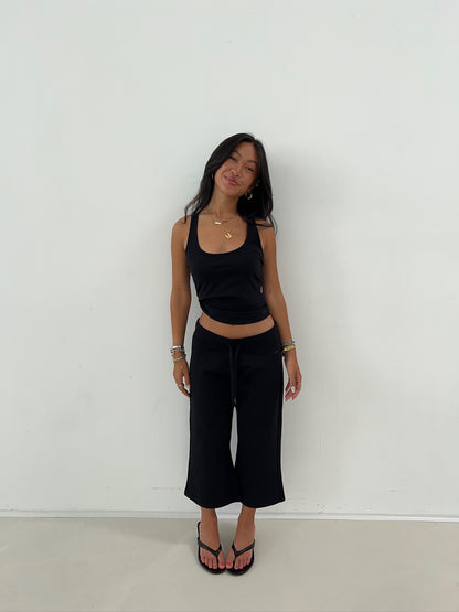 capri sweatpants black