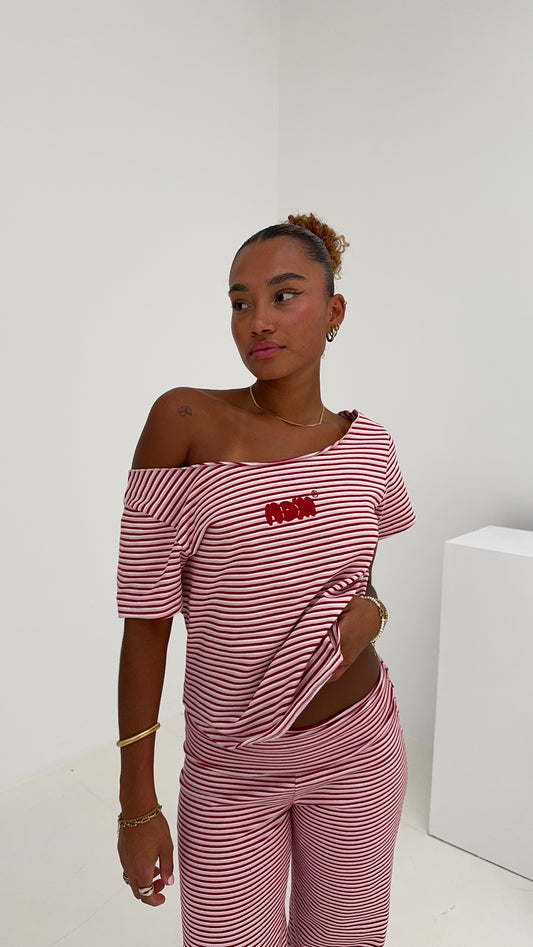 offshoulder tee lucky stripes