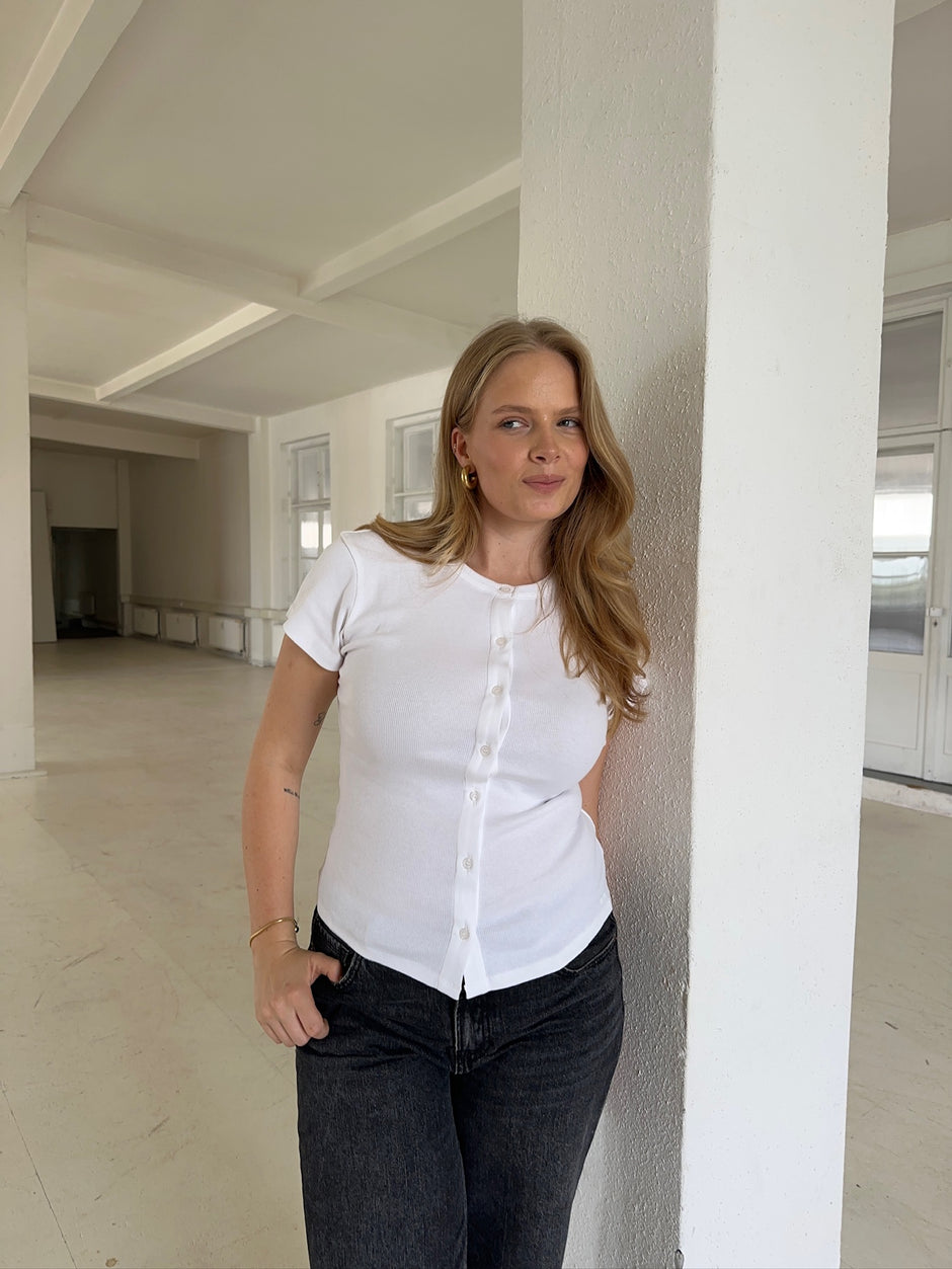 x she's talking - short sleeve cardigan white