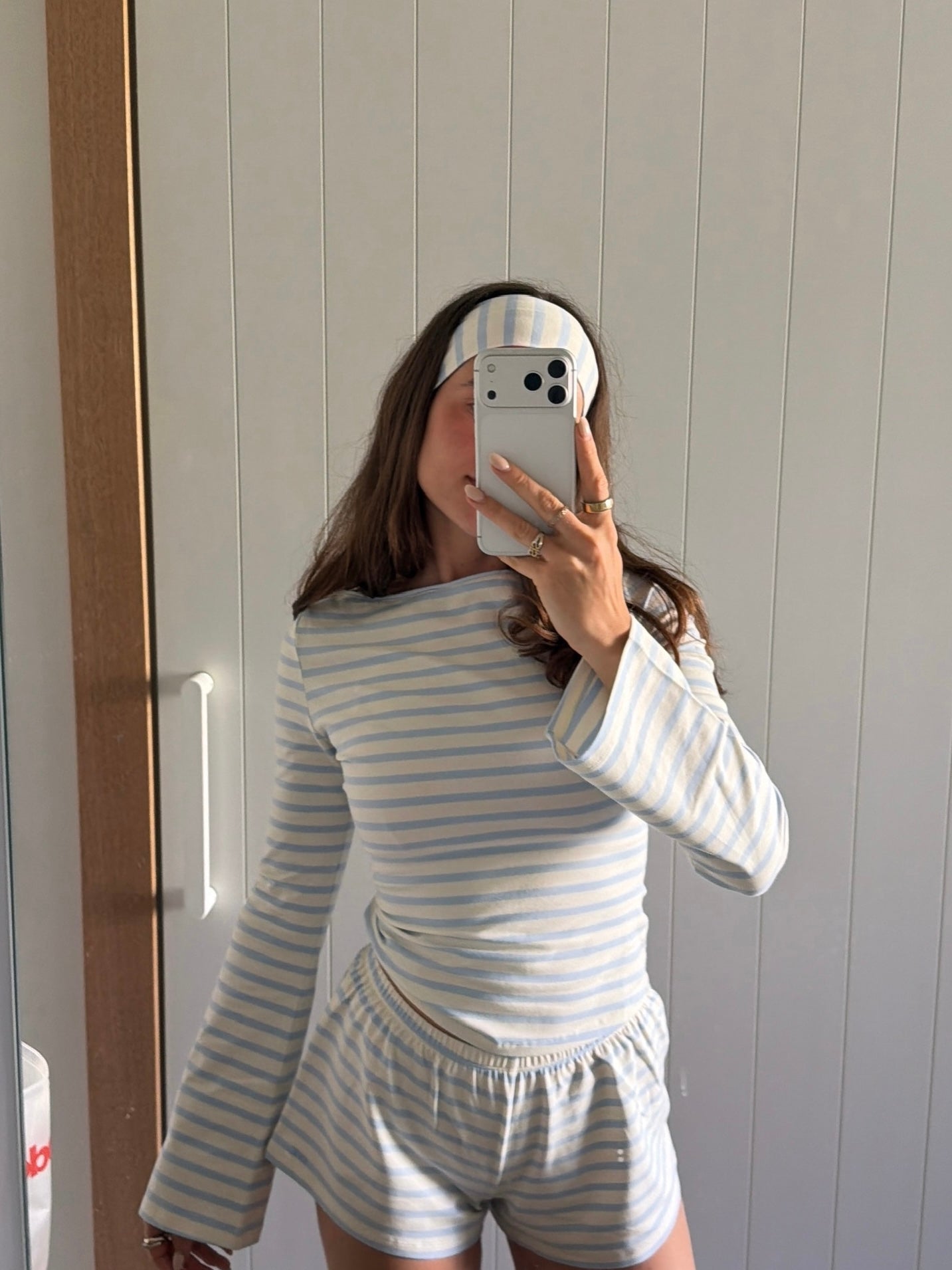 cream blue stripes set