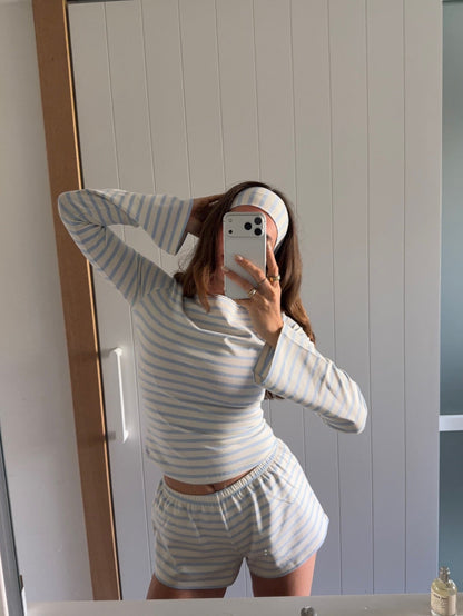 cream blue stripes set