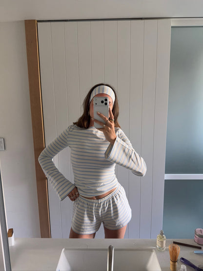 hairband cream blue stripes