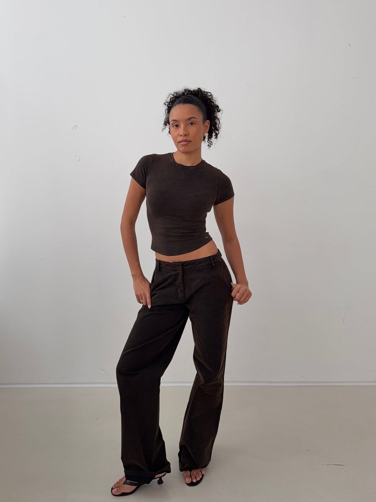 Julia - 178cm - M/tall