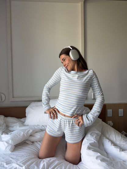 cream blue stripes set