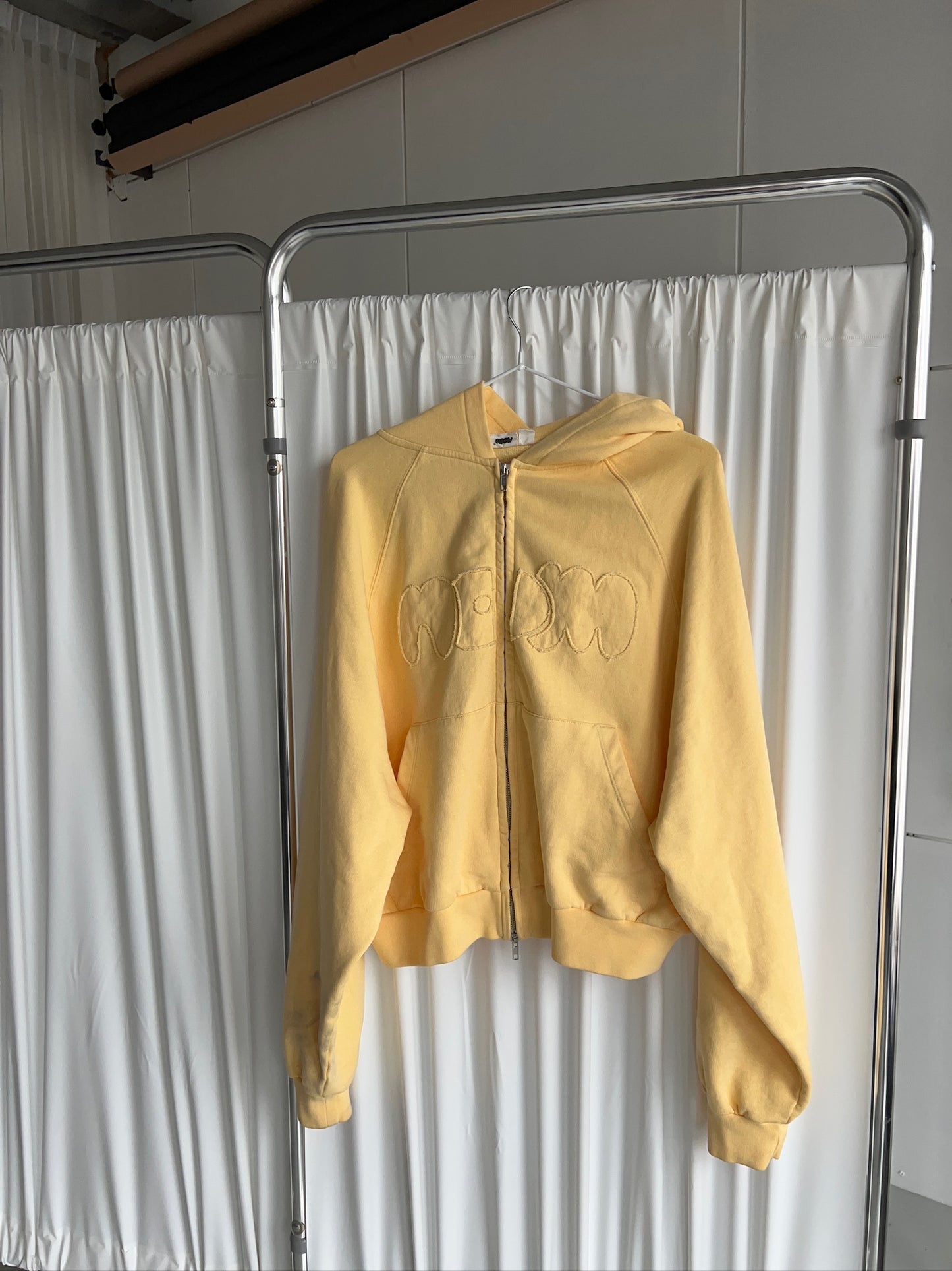 zip hoodie butter yellow