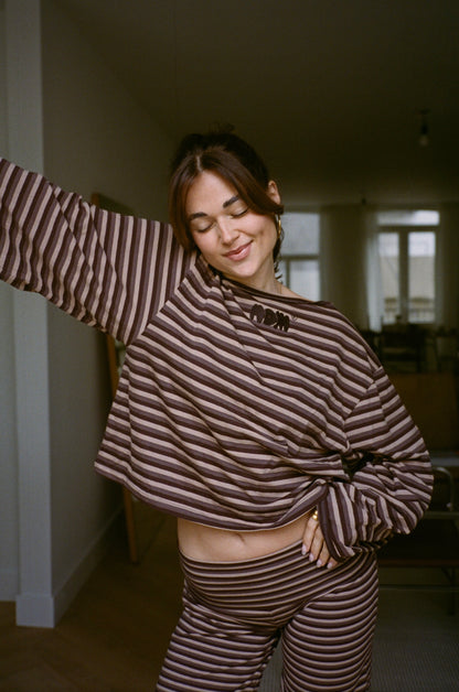 wide neck oversized longsleeve brown stripes