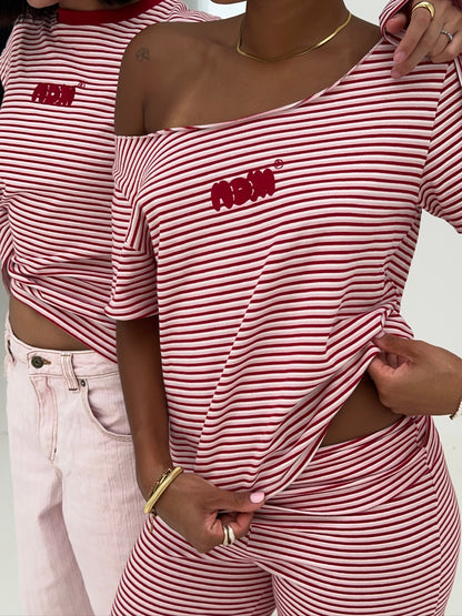 offshoulder tee lucky stripes