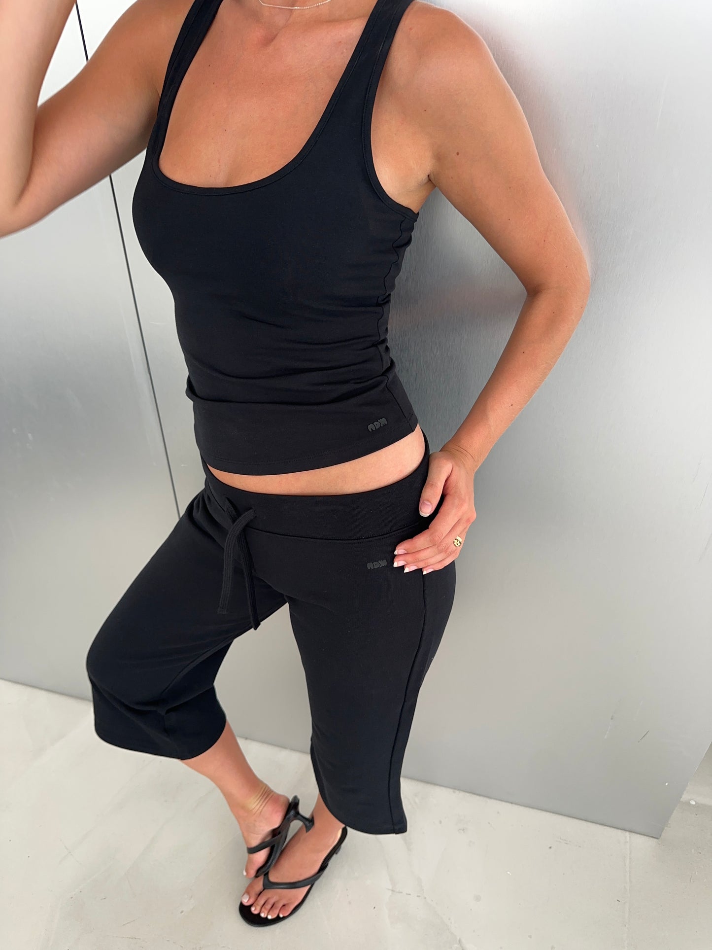 capri sweatpants black