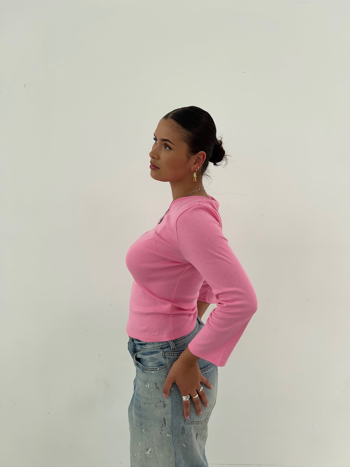 mini v neck 3/4 sleeve top hot pink
