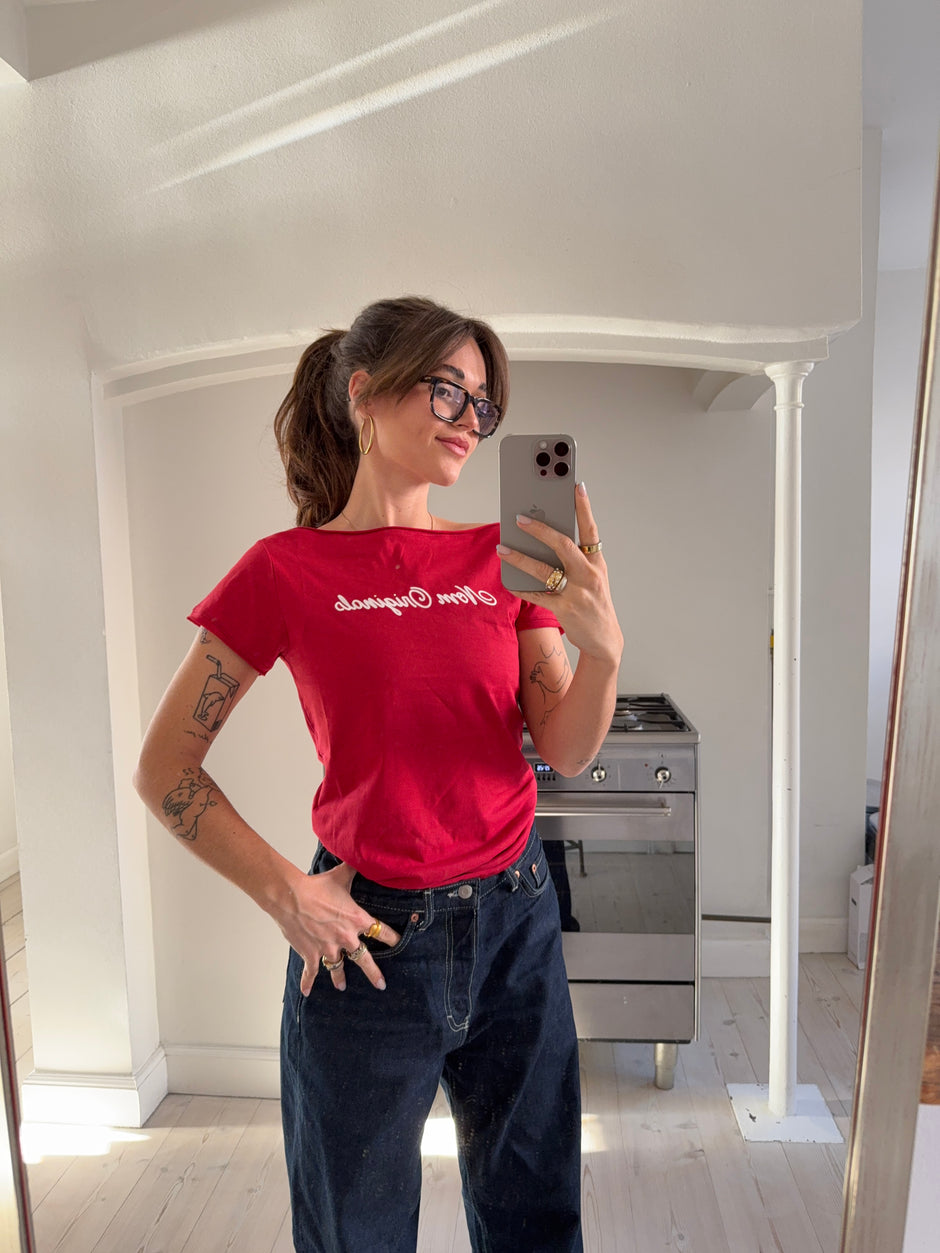 casual tee chili red