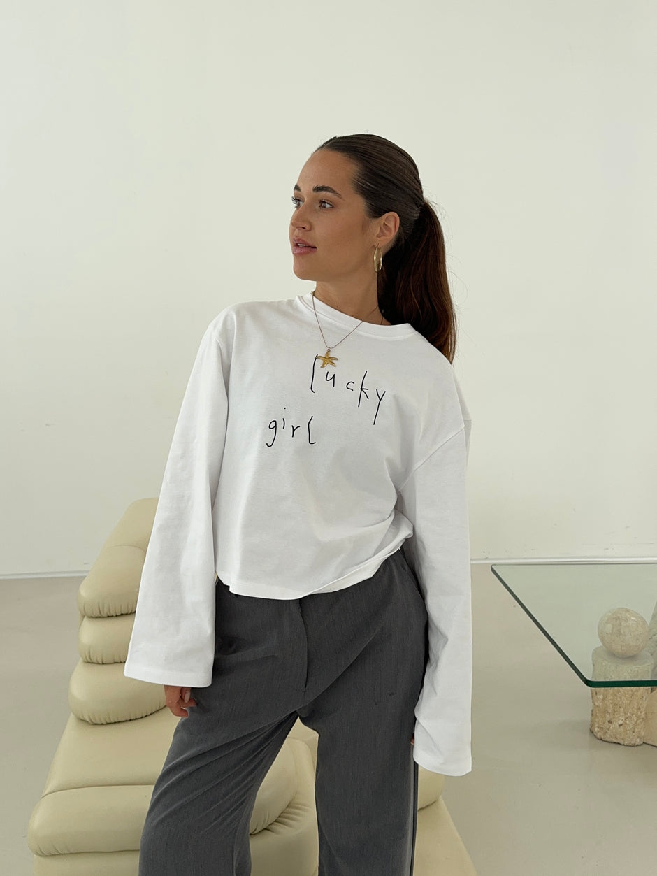 oversized longsleeve lucky girl