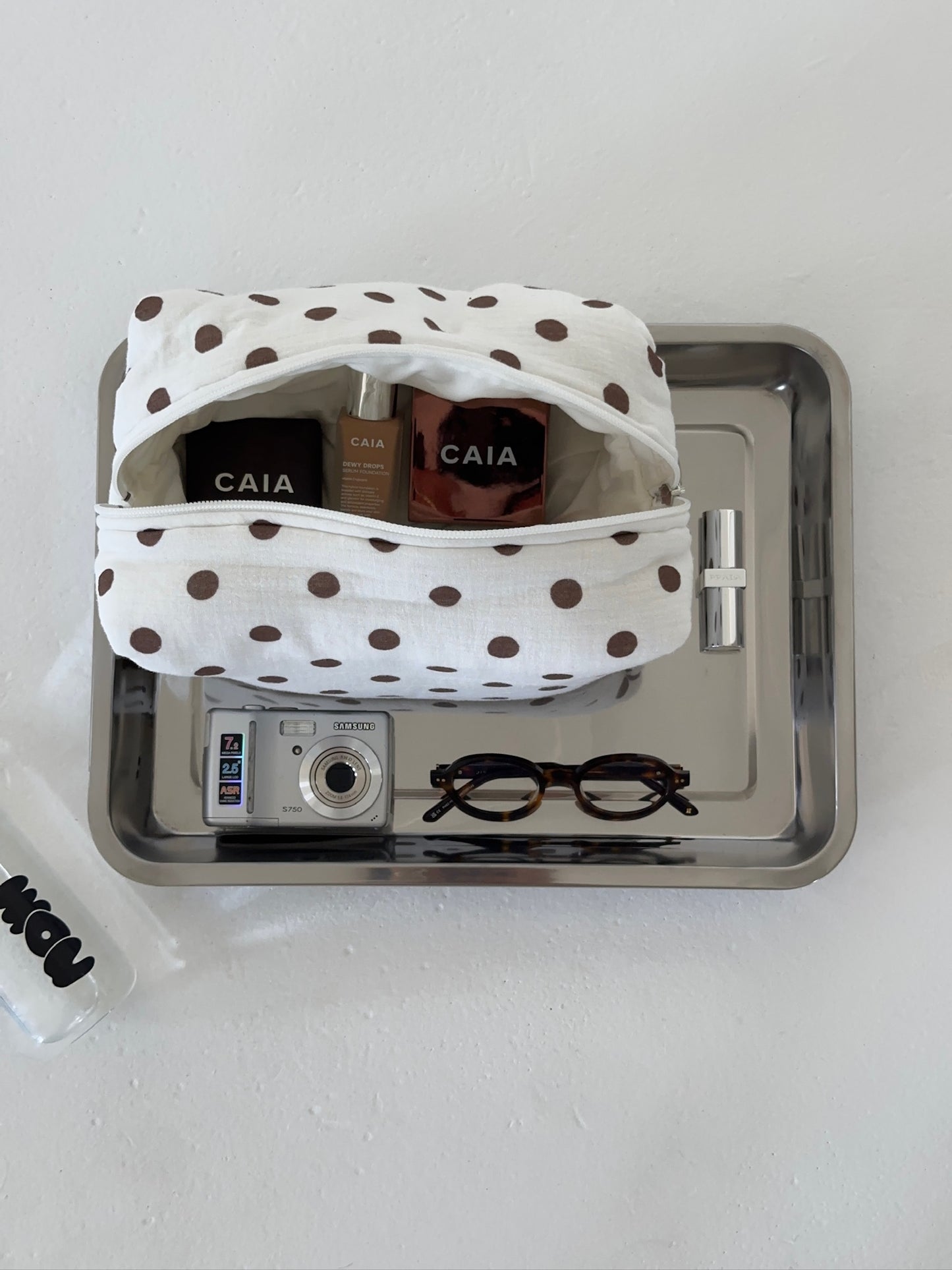x lili - Maxi Cosmetic Bag - Polka Dots Brown