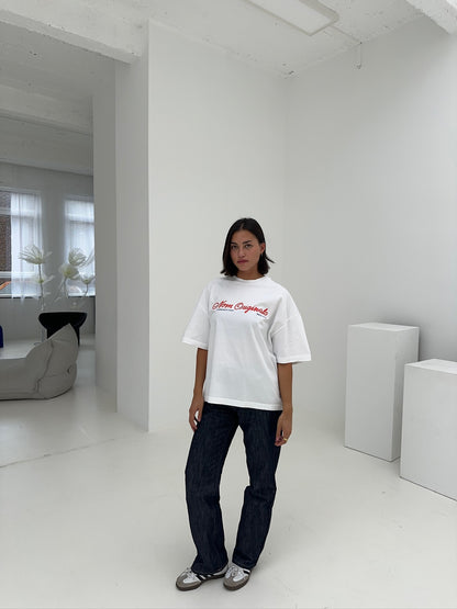icons boxy tee white
